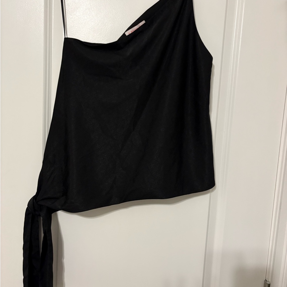 Black One-Shoulder Women's Top - Picture 2 of 4